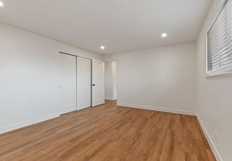 655 Walker Ave — Photo 8