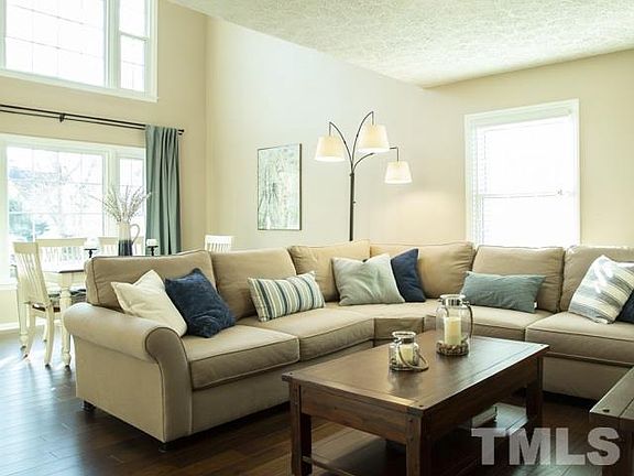 5th image of 5002 Bridgewood Dr