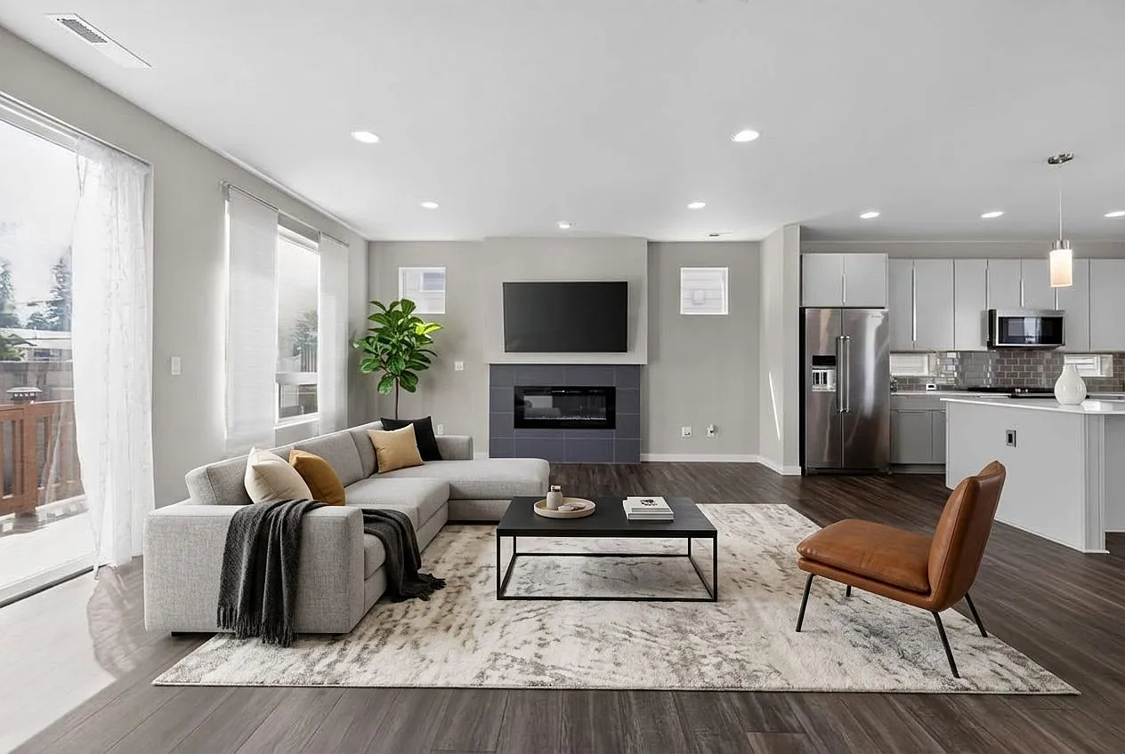 4 bed, 2584 sqft, $4,000 — Photo 4