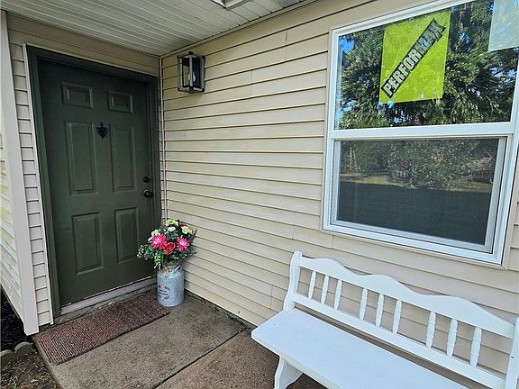 2nd image of 3267 Cactus Ct