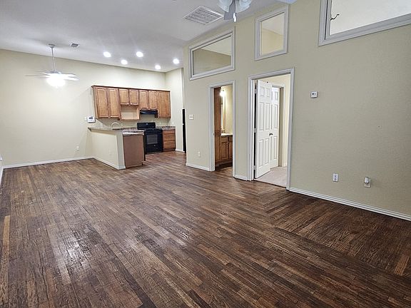 2nd image of 10114 Galway Dr