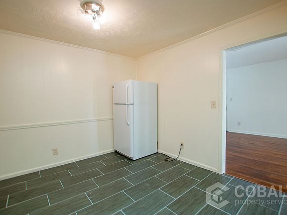 3rd image of 493 N Highland Ave NE #33