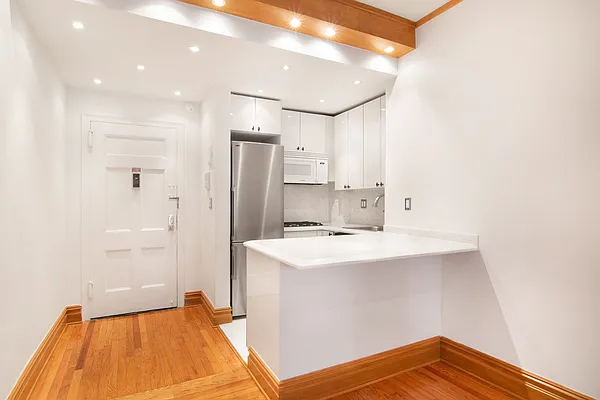 Rented by WAM Partners - William Moses Co. | media 40