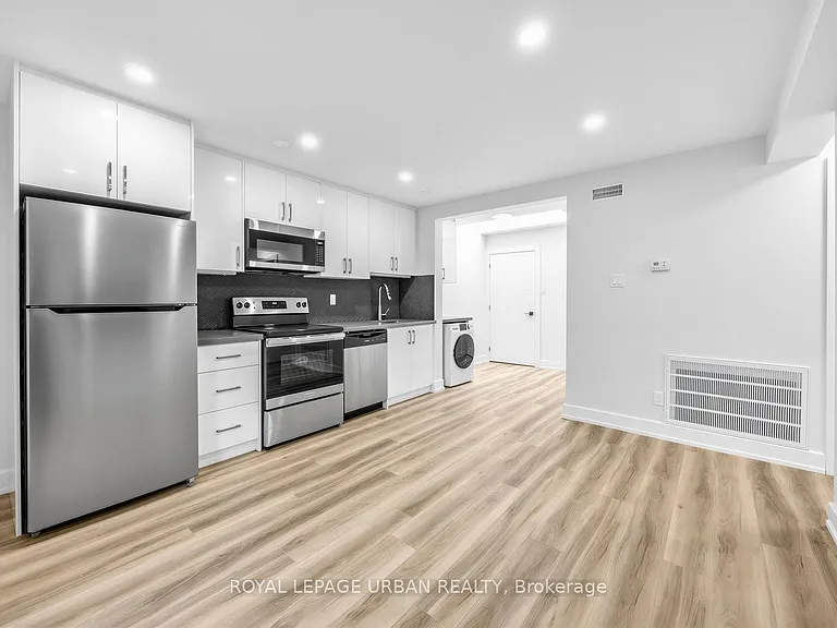 851 Danforth Ave #A — Photo 5
