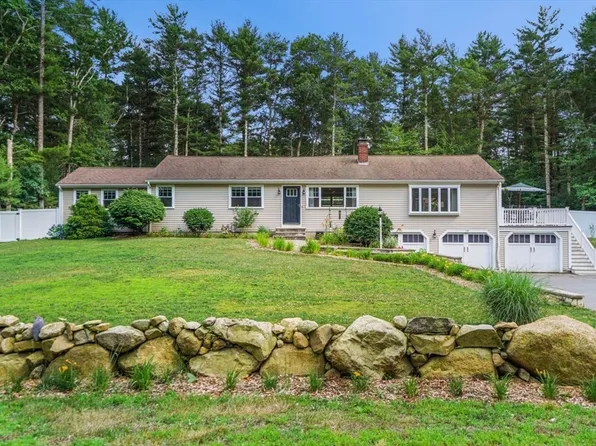 139 Cross St, Duxbury, MA 02332