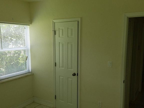 5th image of 17191 NE 18th Ave #0
