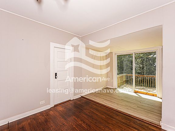 250830_005_dining_room_5.jpg