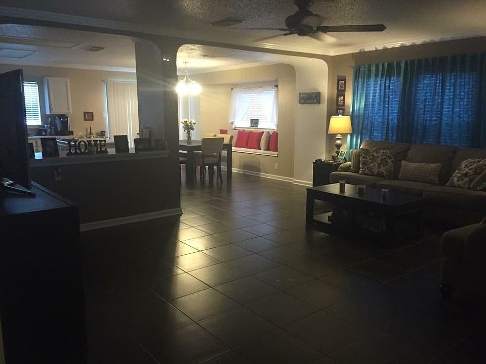 1st image of 10106 Silver Park