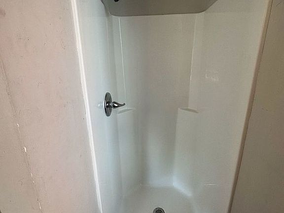 4th image of 430 Orange St APT 202