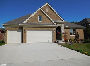 55222 Hidden Riv, Macomb Township, MI 48042