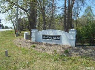 16 Chaucer Pl, Four Oaks, NC 27524