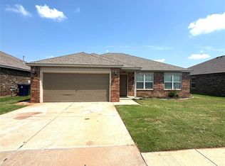 11417 SW 25th Ter, Yukon, OK 73099