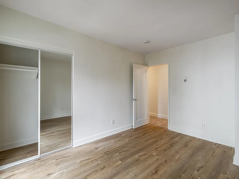 431 Indiana Street — Photo 15