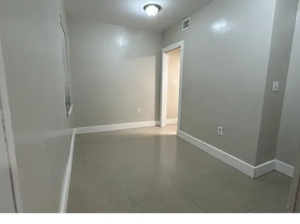 1735 NW 53rd St, Miami, FL 33142