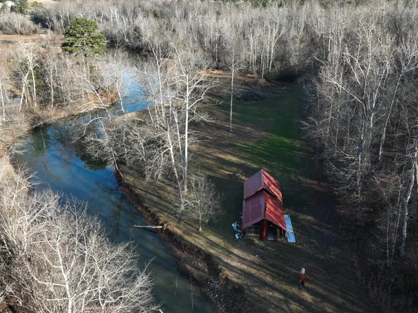 624 Goodfield Creek Rd, Decatur, TN 37322