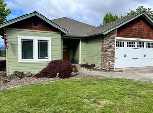 1500 NE R J Dr, Grants Pass, OR 97526