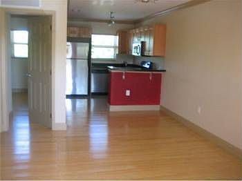 5th image of 660 NE 11th Ave APT 207