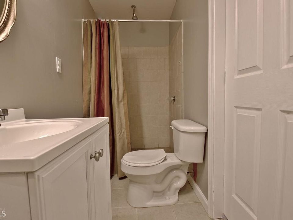 2nd image of 25 Prestwick Ct
