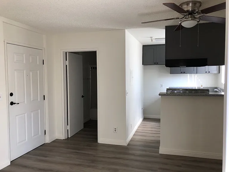 5526 Carlton Way #307 — Photo 1