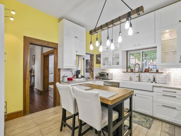 102 W Lincoln Ave, Delaware, OH 43015