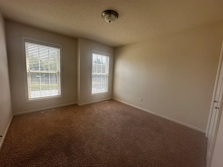 54935 Cheyenne Meadows Dr — Photo 8