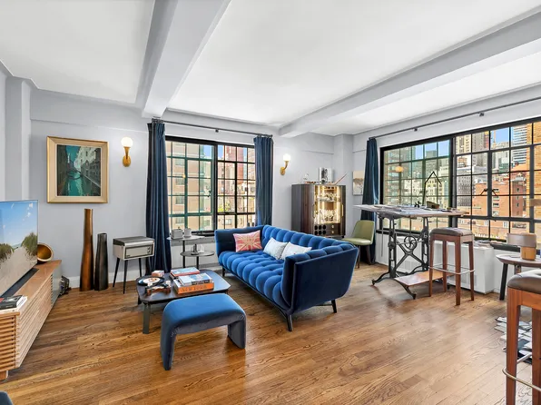 10 Park Avenue image 1 of 9