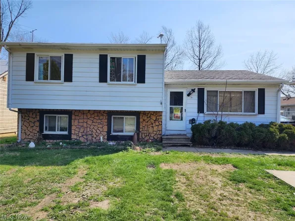 6 Adams St, Norwalk, OH 44857