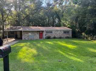 3865 Meadow Ln, Jackson, MS 39212