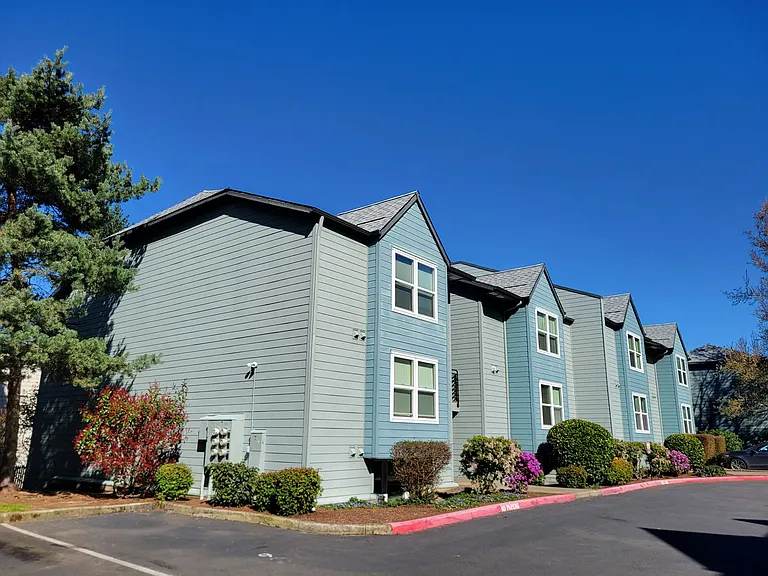 South Vista Apartments — Photo 34