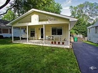 1118 Jackson Ave, Wauconda, IL