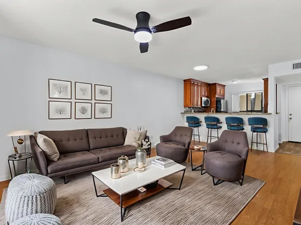 5280 Las Verdes Circle #216, Delray Beach, FL 33484