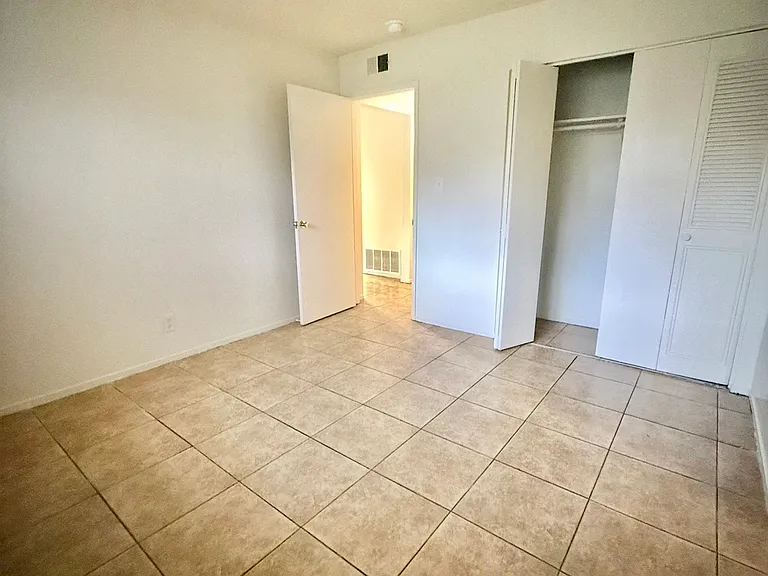 4479 La Cresta Way #1 — Photo 10