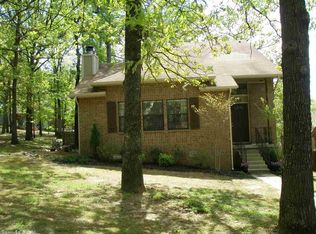 15 Forest Cir, Little Rock, AR 72211