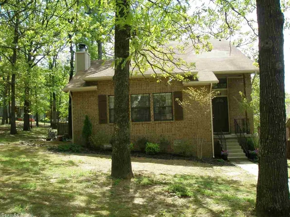 15 Forest Cir, Little Rock, AR 72211