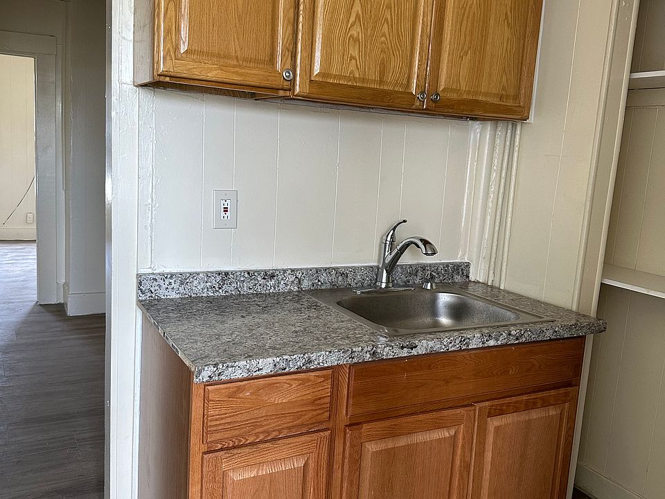 Kitchen sink