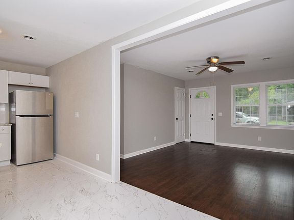 5th image of 1129 Sherwood St
