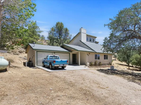 21725 Mountain Dr, Tehachapi, CA 93561