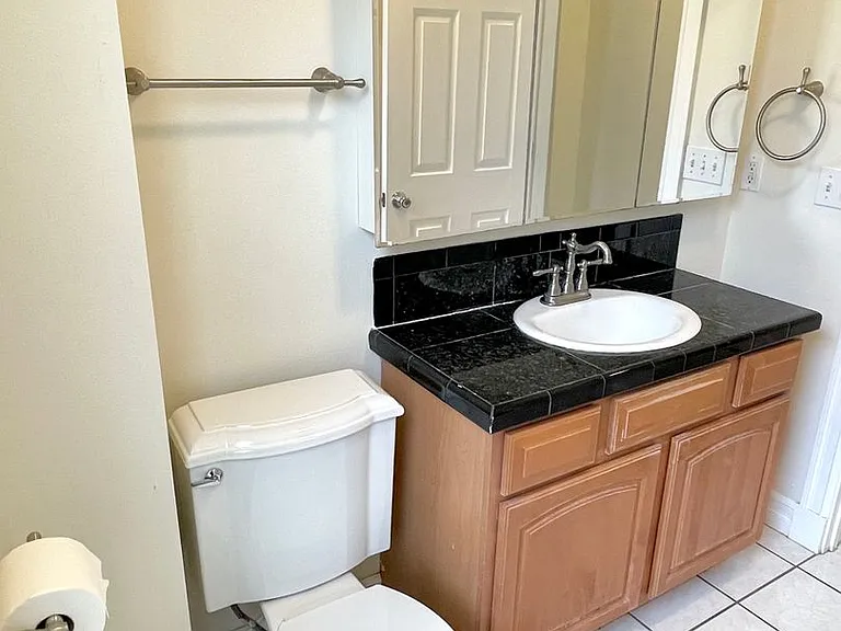 3624 N Albina Ave — Photo 12