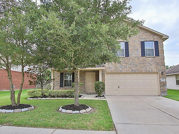 3rd image of 22015 Silverfield Park Ln
