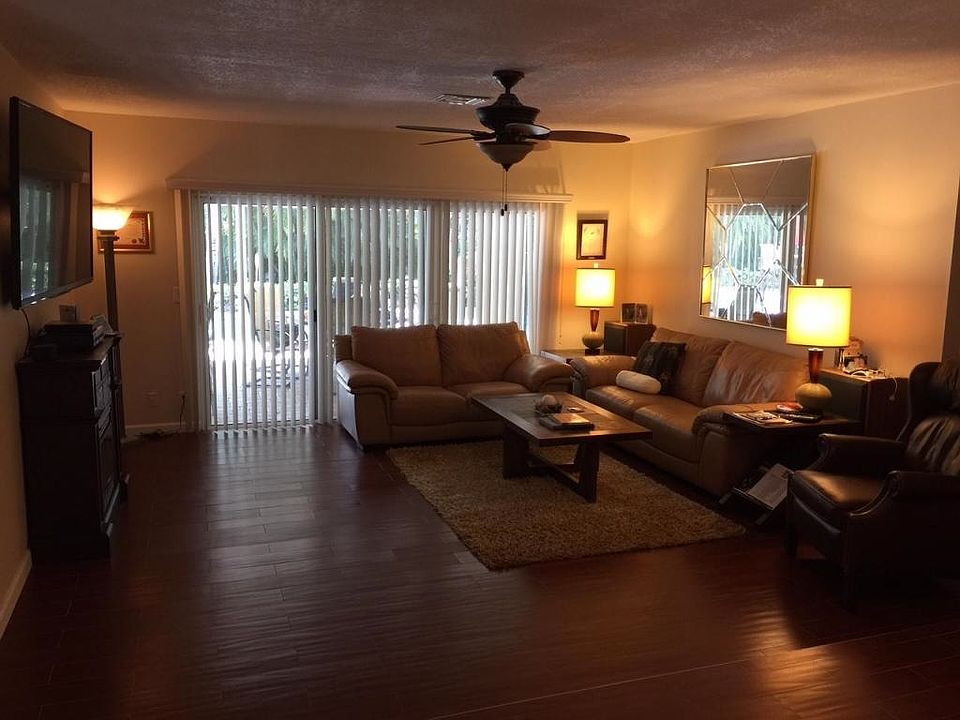 2nd image of 17793 Crooked Oak Ave