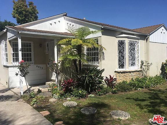 3rd image of 8933 W 24th St