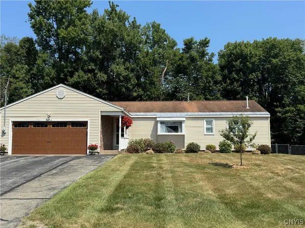 6459 Wager Dr, Rome, NY 13440