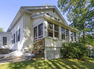 33 Elizabeth St, Uxbridge, MA 01569