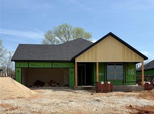 1400 Christman St, Pea Ridge, AR 72751