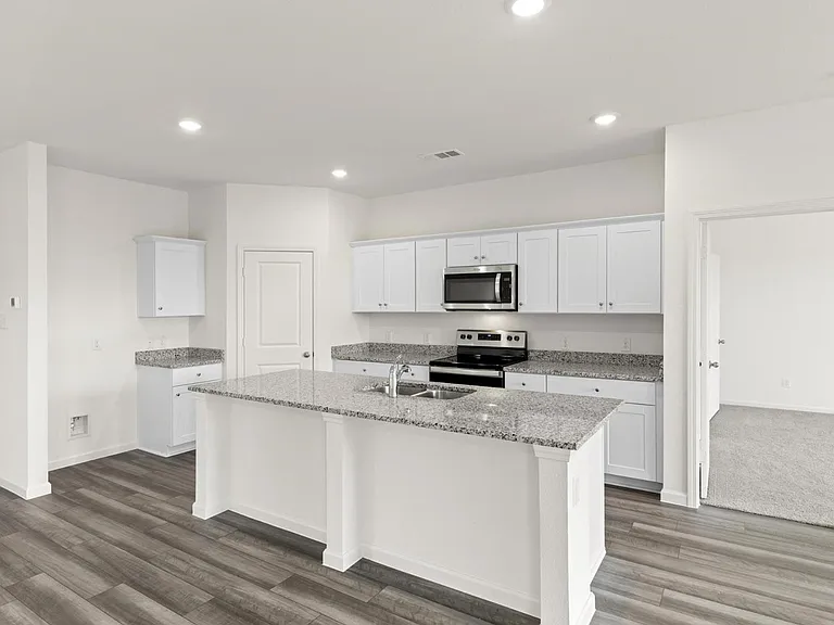1812 Pueblo St — Photo 8
