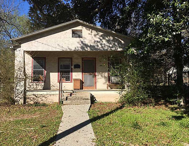 1st image of 613 N Cypress St