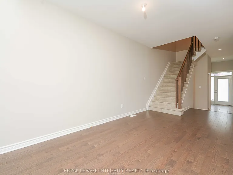 446 Markdale Ter — Photo 10
