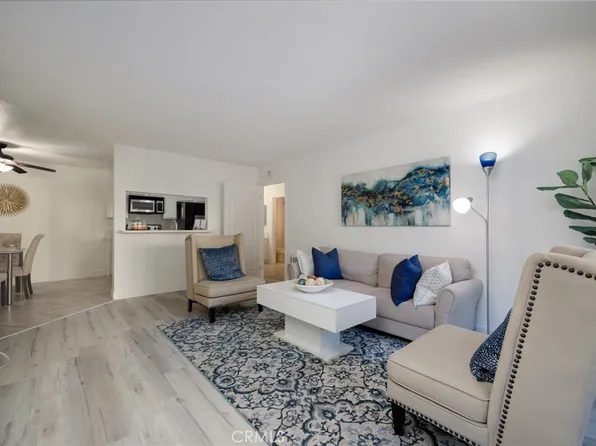 1345 Cabrillo Park Dr APT M3, Santa Ana, CA 92701