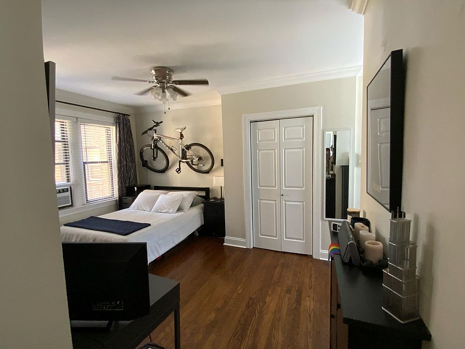 1st image of 839-839 W Cornelia Ave #1SA