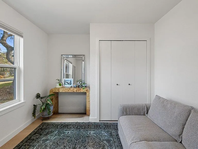 8202 Cache Dr — Photo 20